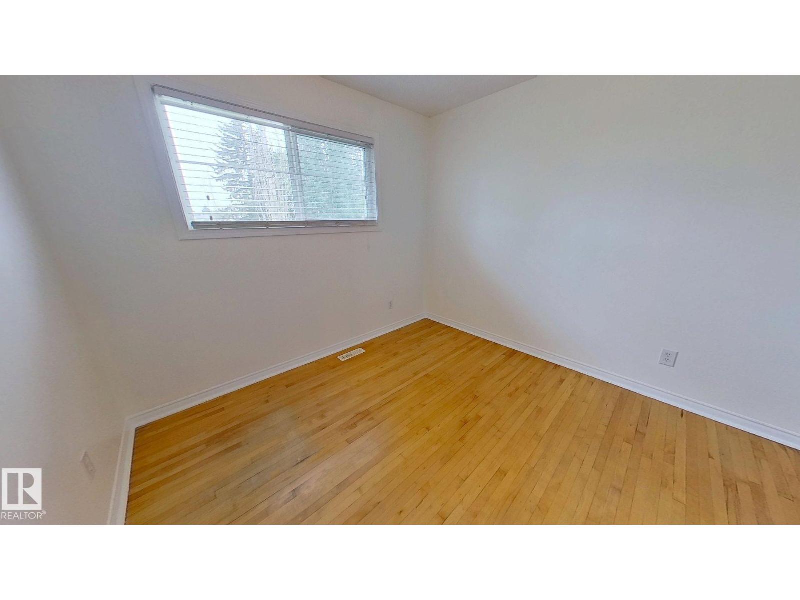 3432 81 ST NW - 8