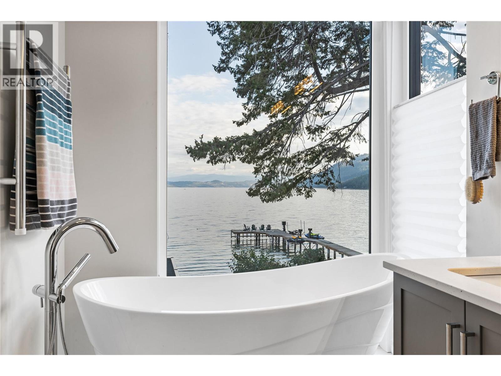 419 Shorts Road, Fintry