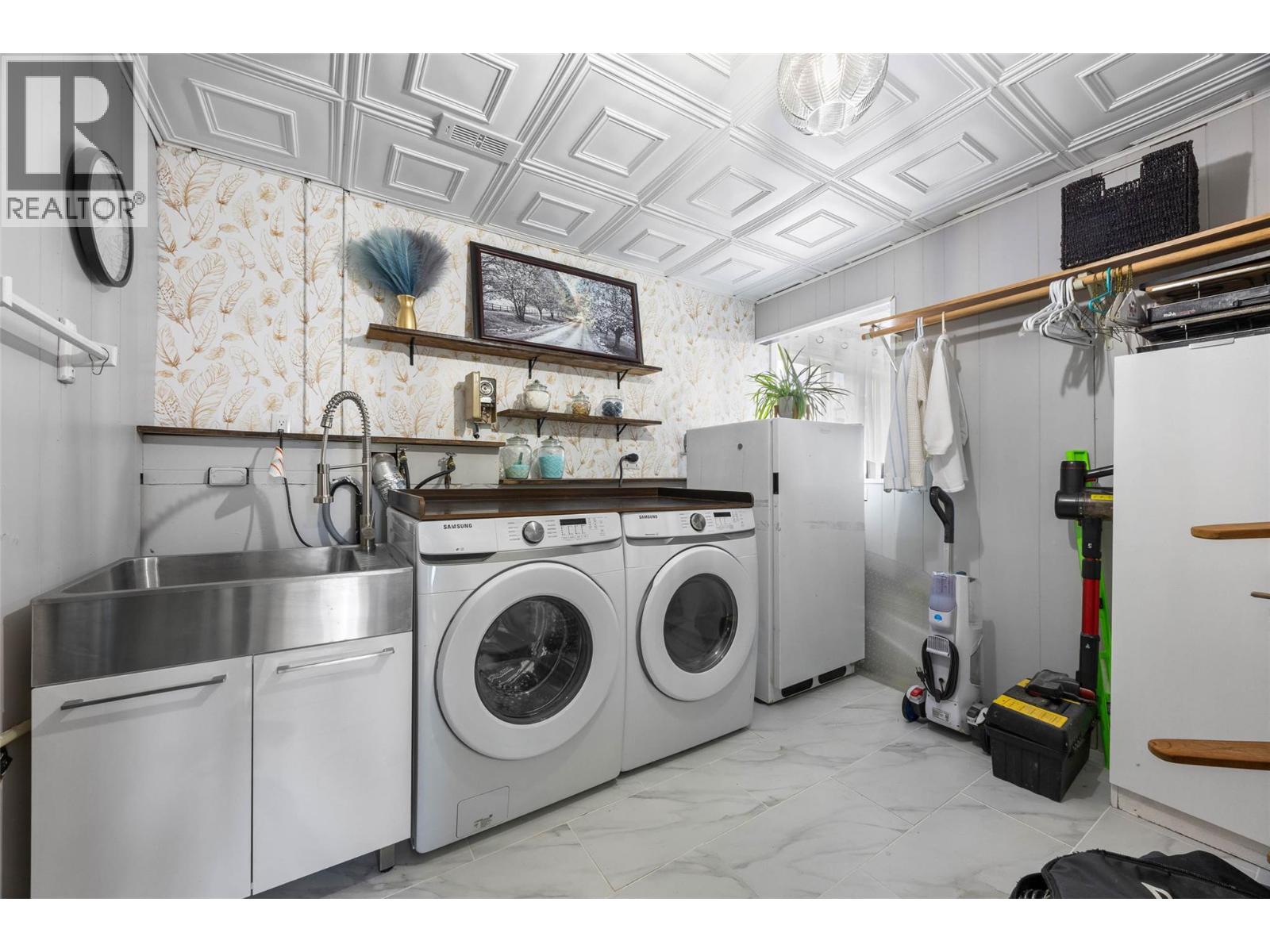 1795 DELNOR Crescent, Kamloops