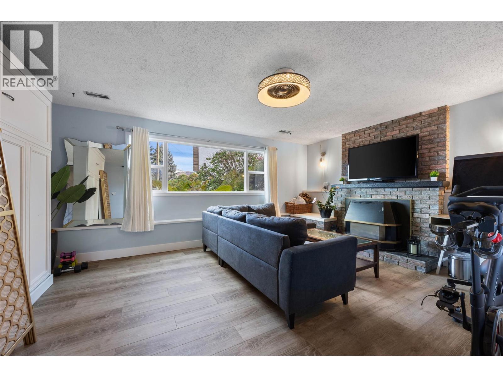 1795 DELNOR Crescent, Kamloops