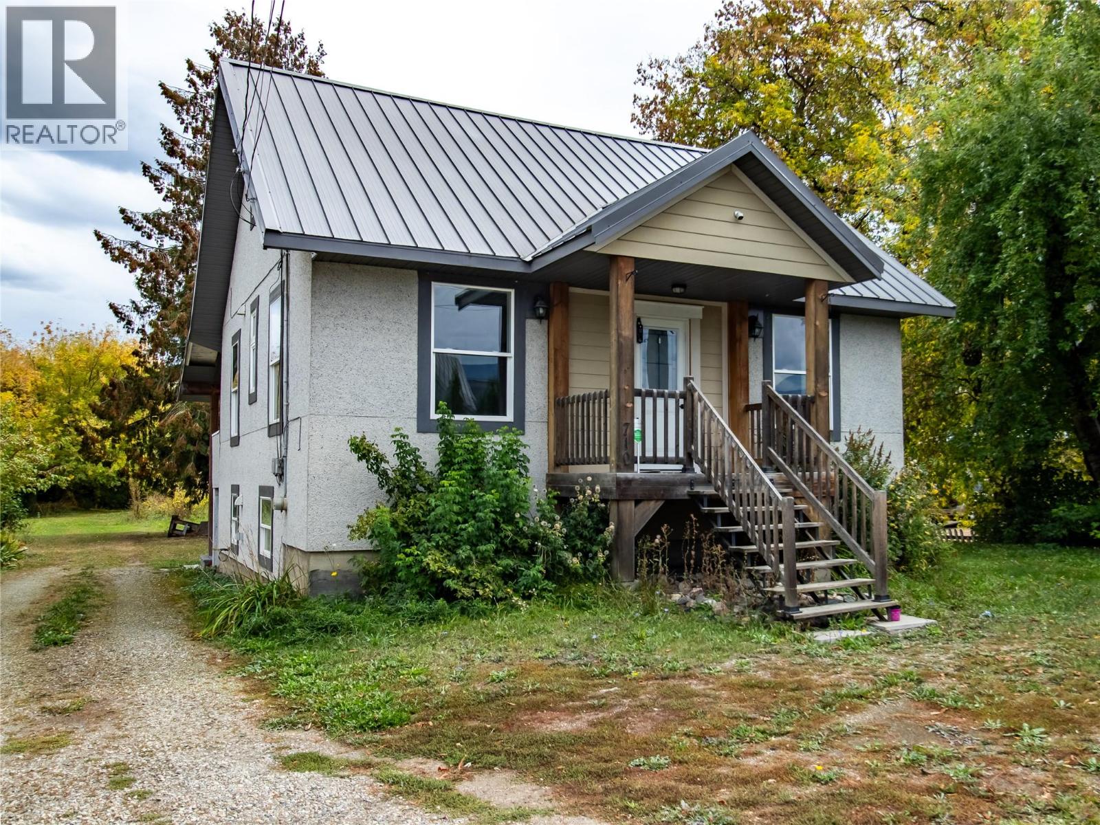 710 10 Street SW, Salmon Arm