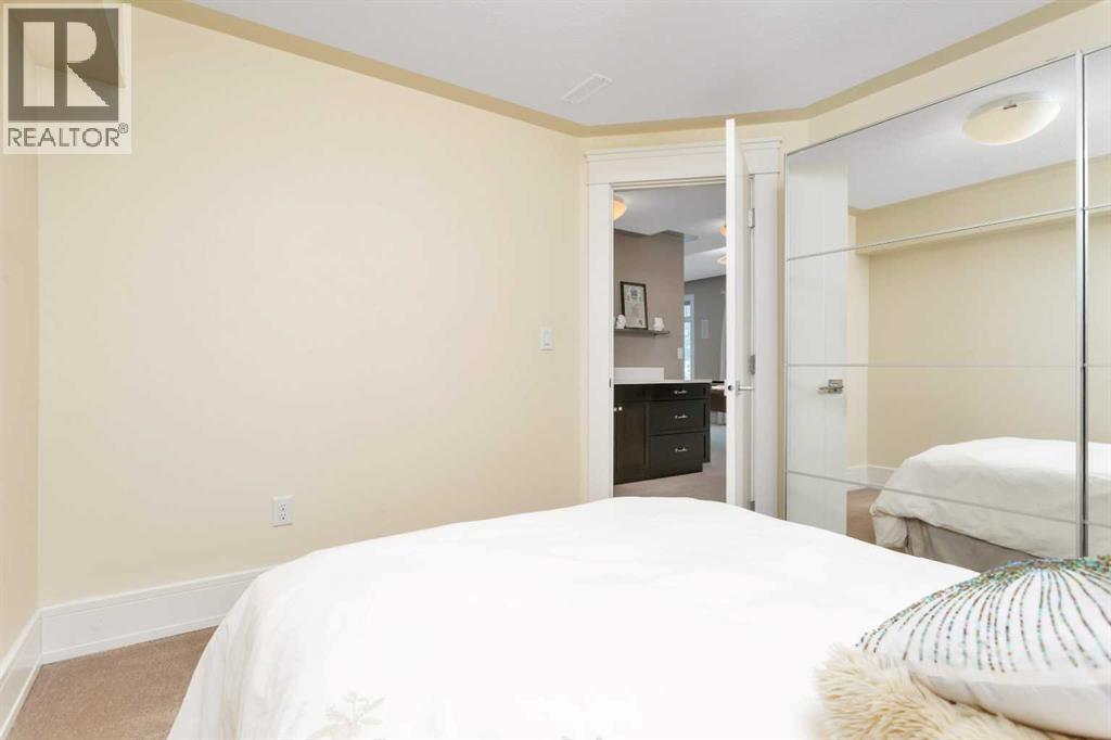 42 Grove Close, Red Deer