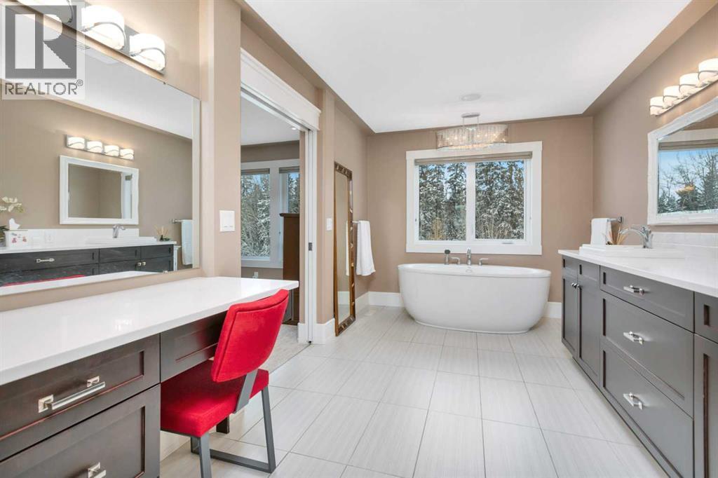 42 Grove Close, Red Deer