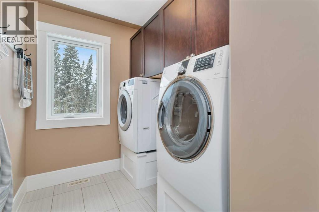 42 Grove Close, Red Deer