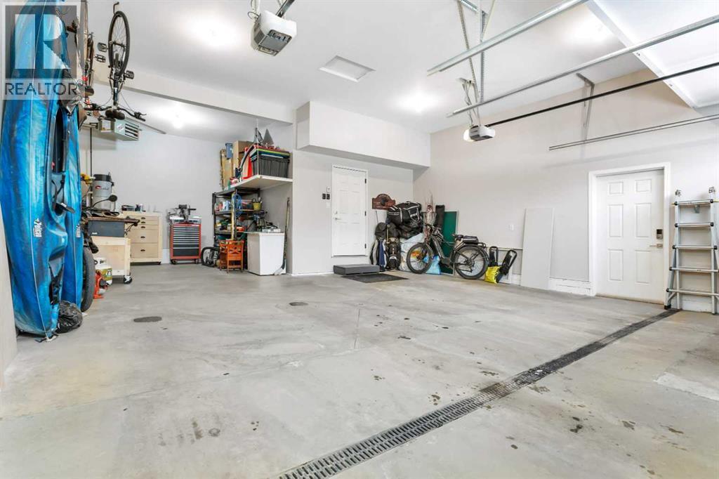 42 Grove Close, Red Deer