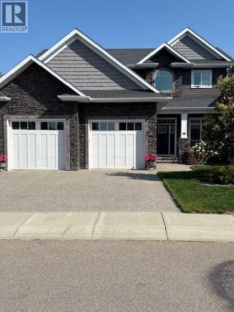 42 Grove Close, Red Deer
