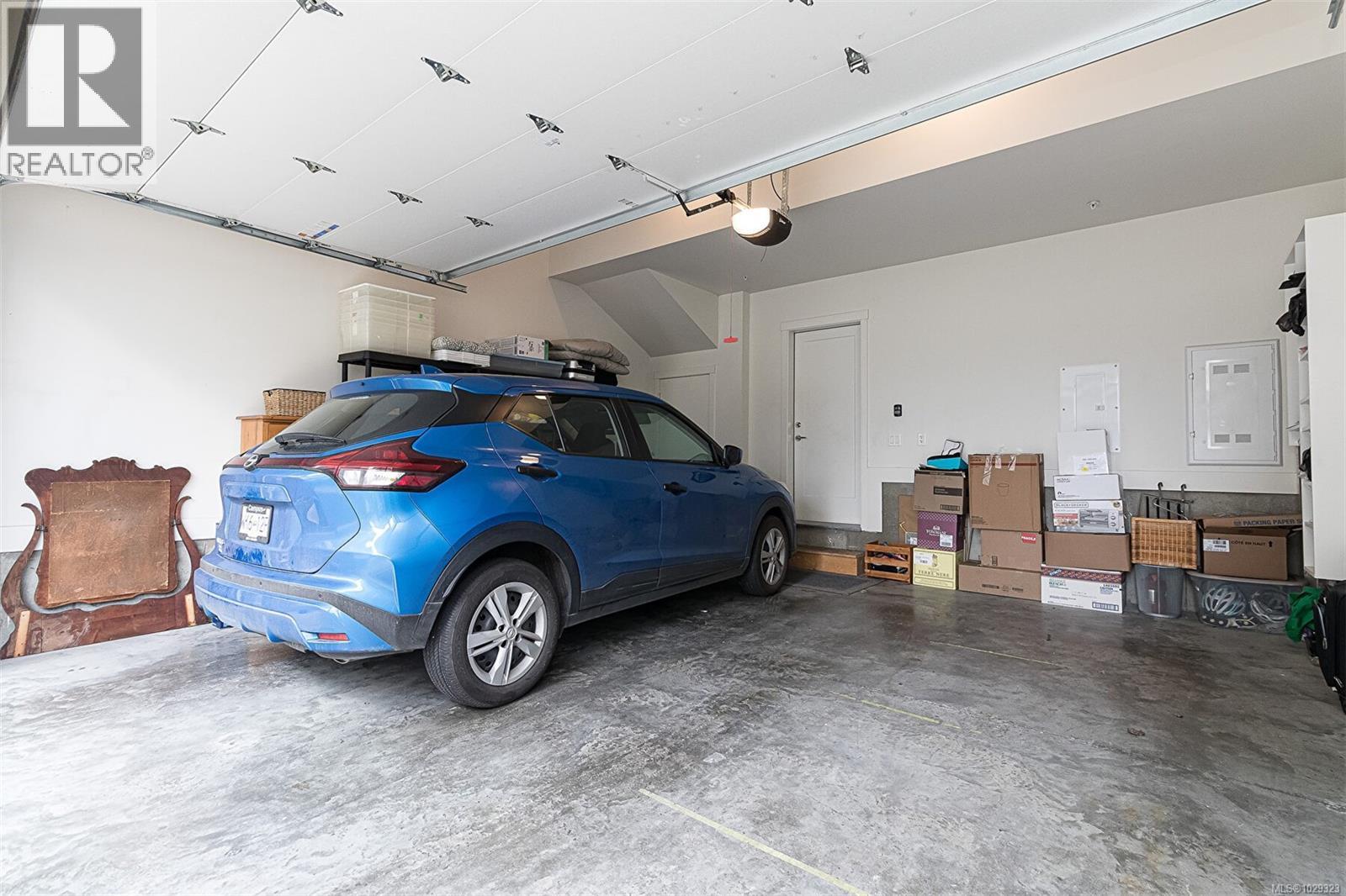 #4 350 LATORIA BLVD - 25