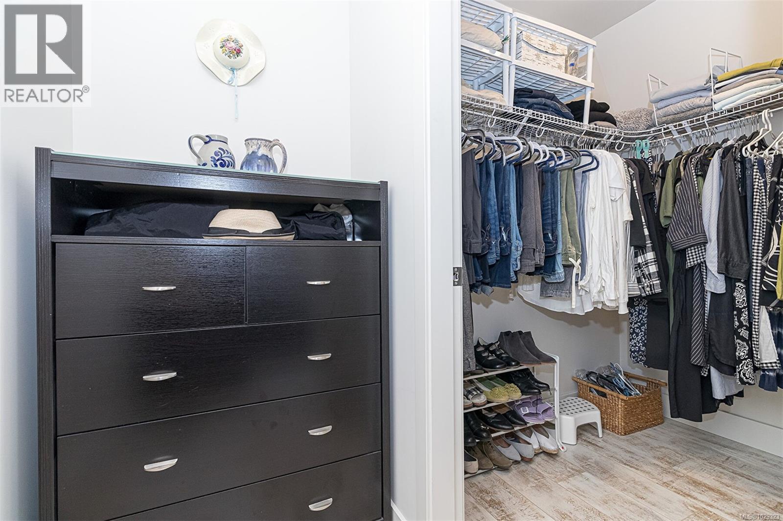 #4 350 Latoria Blvd - 16