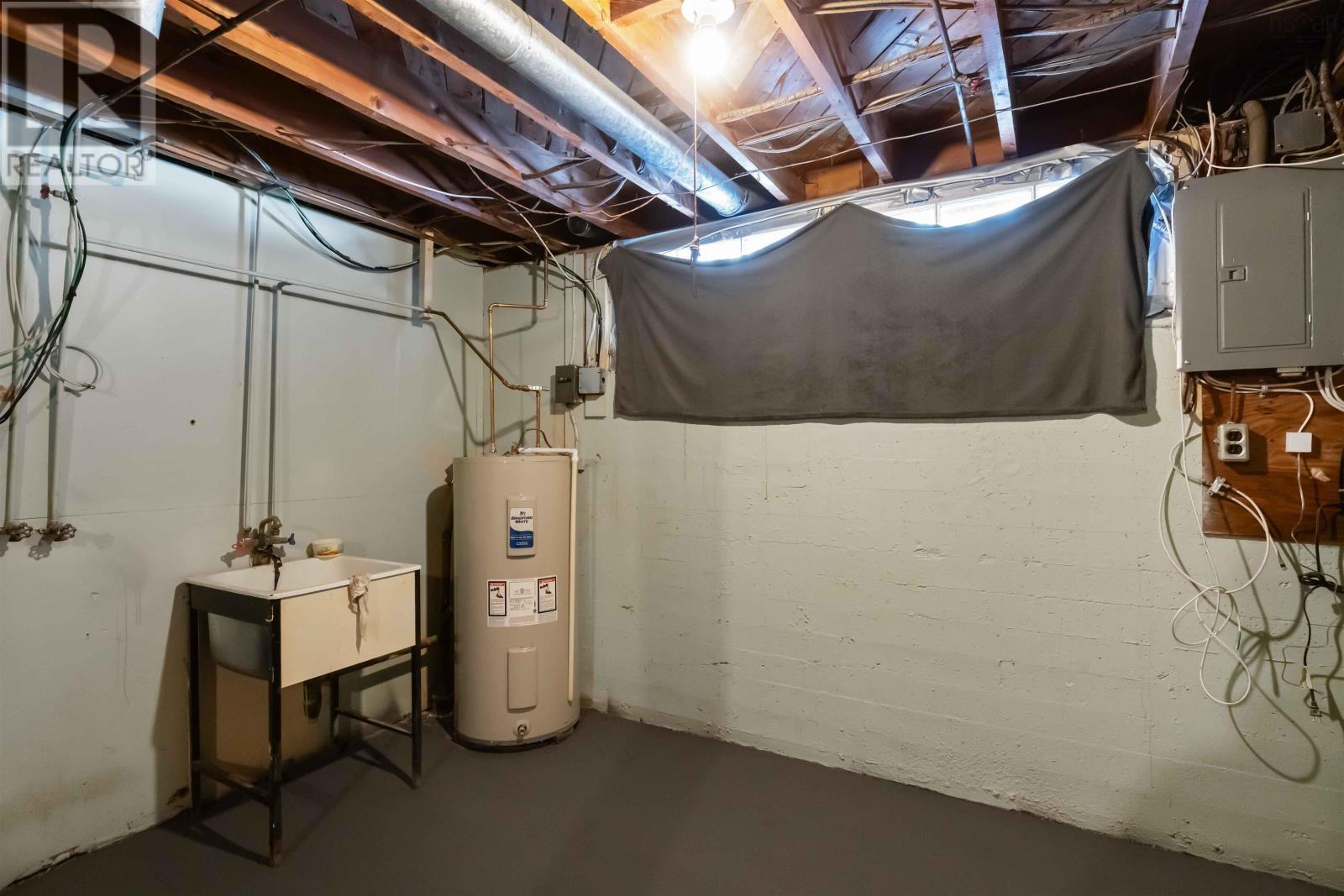 Property 29 of 33 of 350 Bridge Street