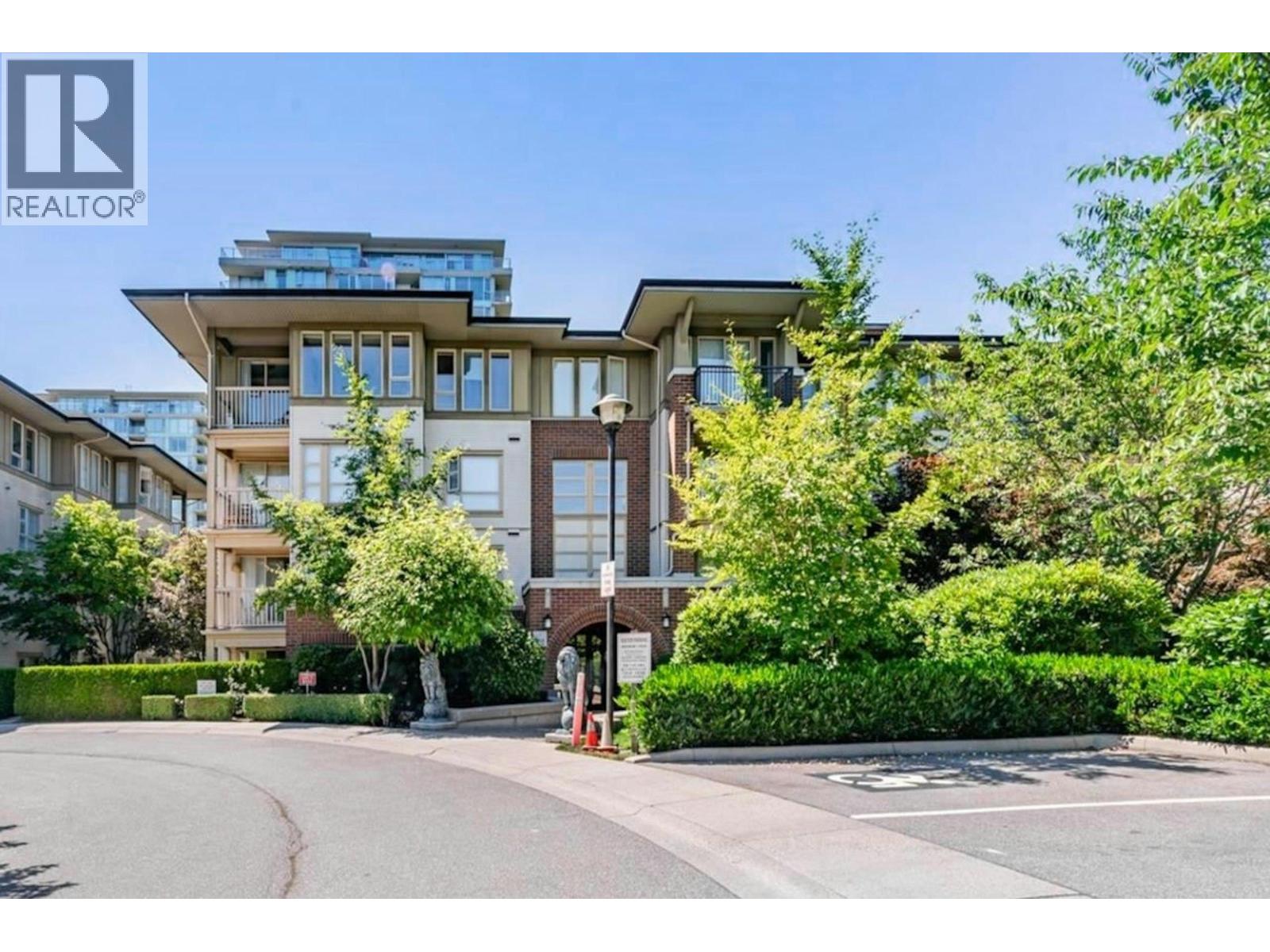 #5204-5111 GARDEN CITY Road, Richmond