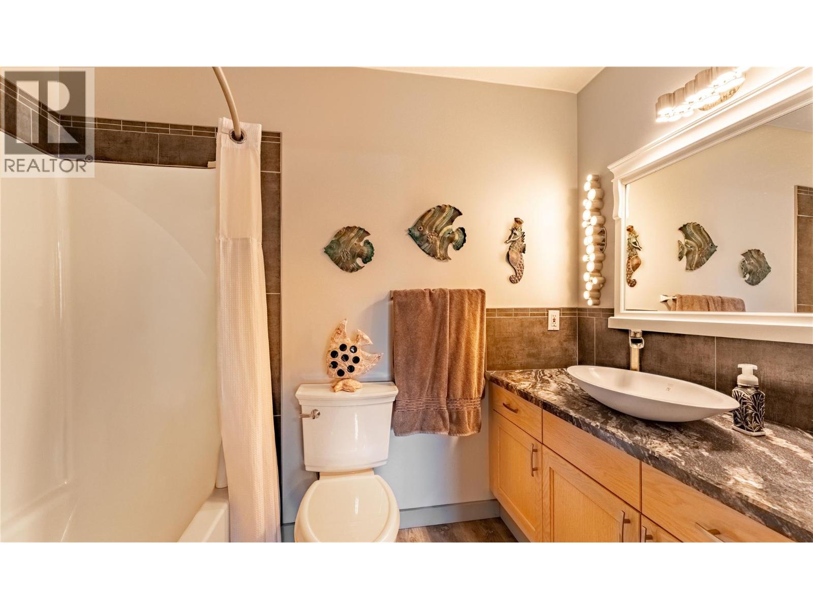 210 20TH  S Avenue Unit# 7, Creston