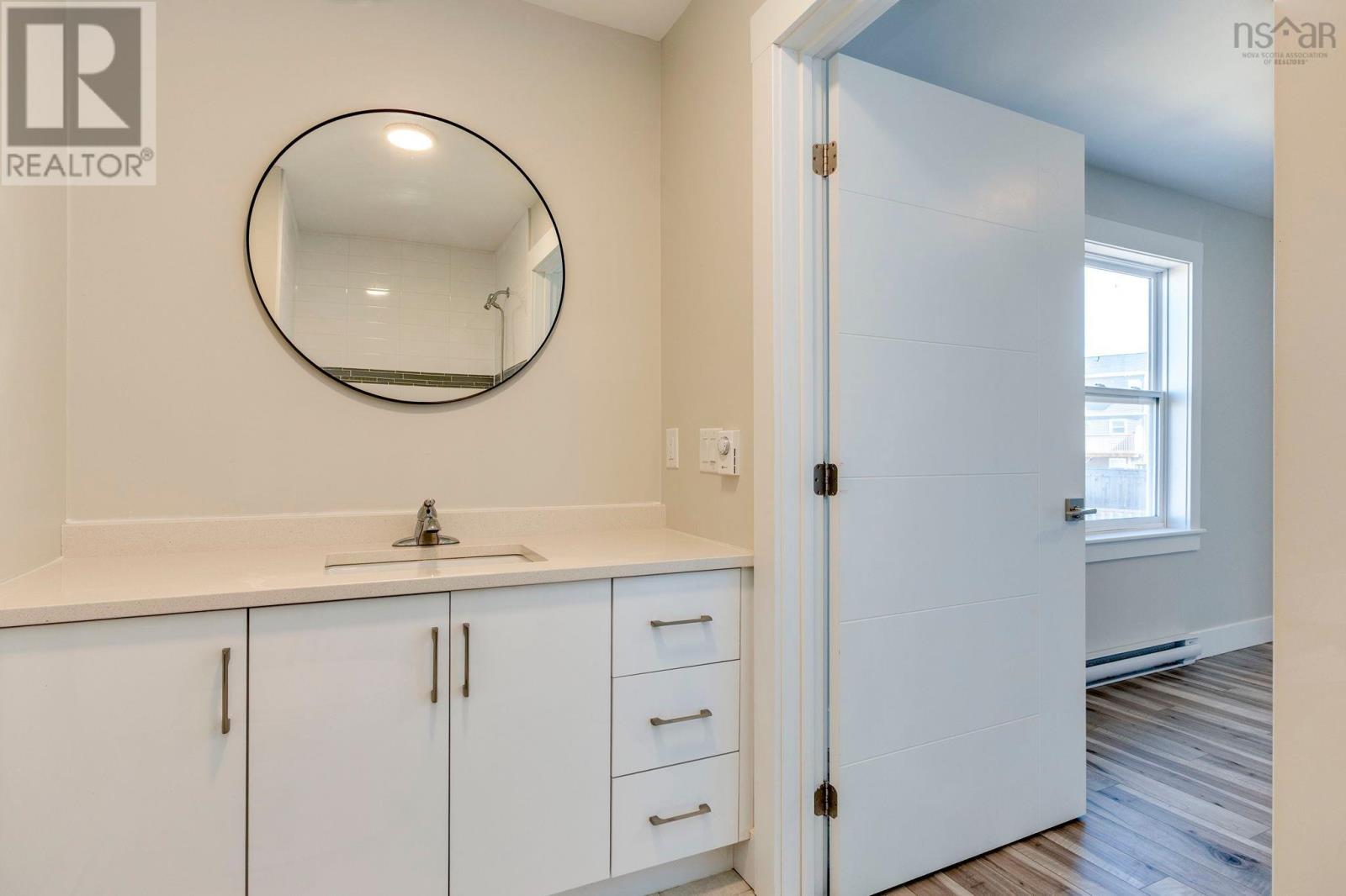 Property 25 of 50 of 34 Grosse Street