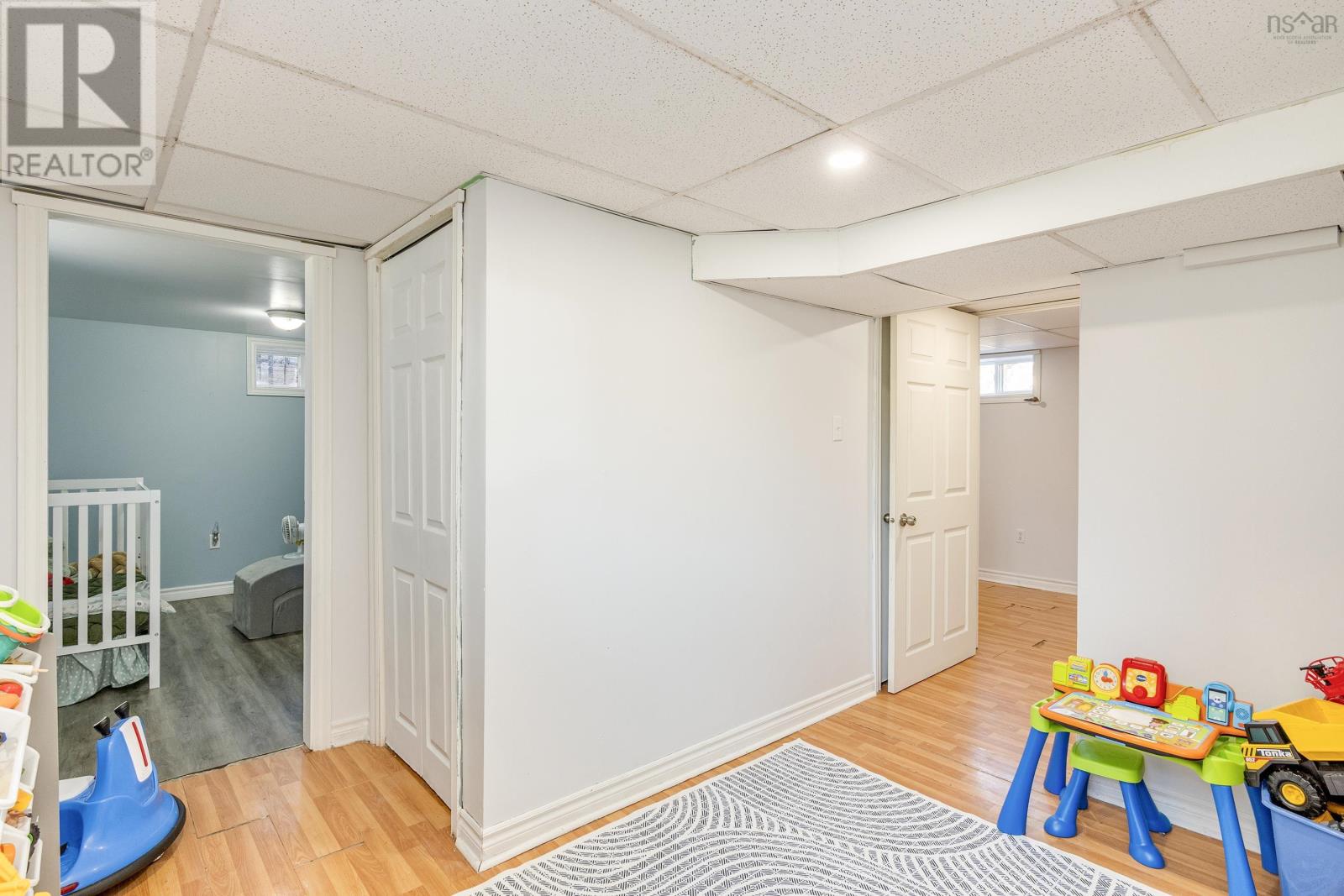 Property 28 of 50 of 12 Porters Avenue