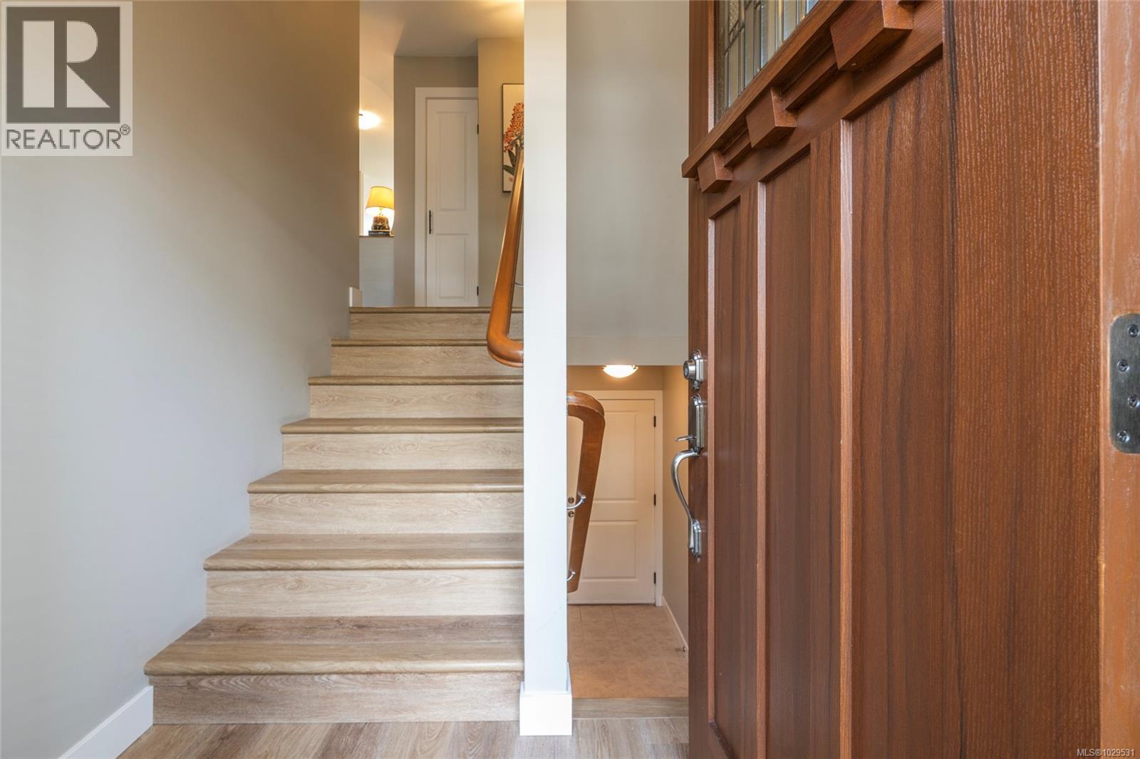 Single Family House for Sale in  Heatherdale Lane Saanich 