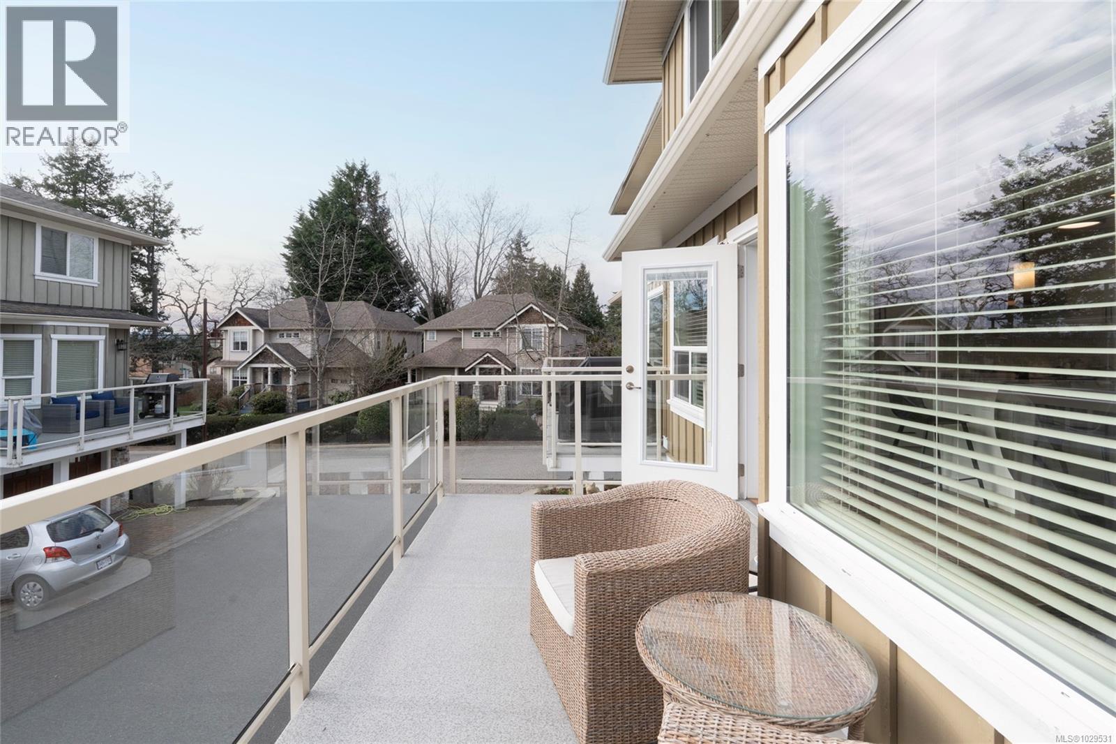 Single Family House for Sale in  Heatherdale Lane Saanich 