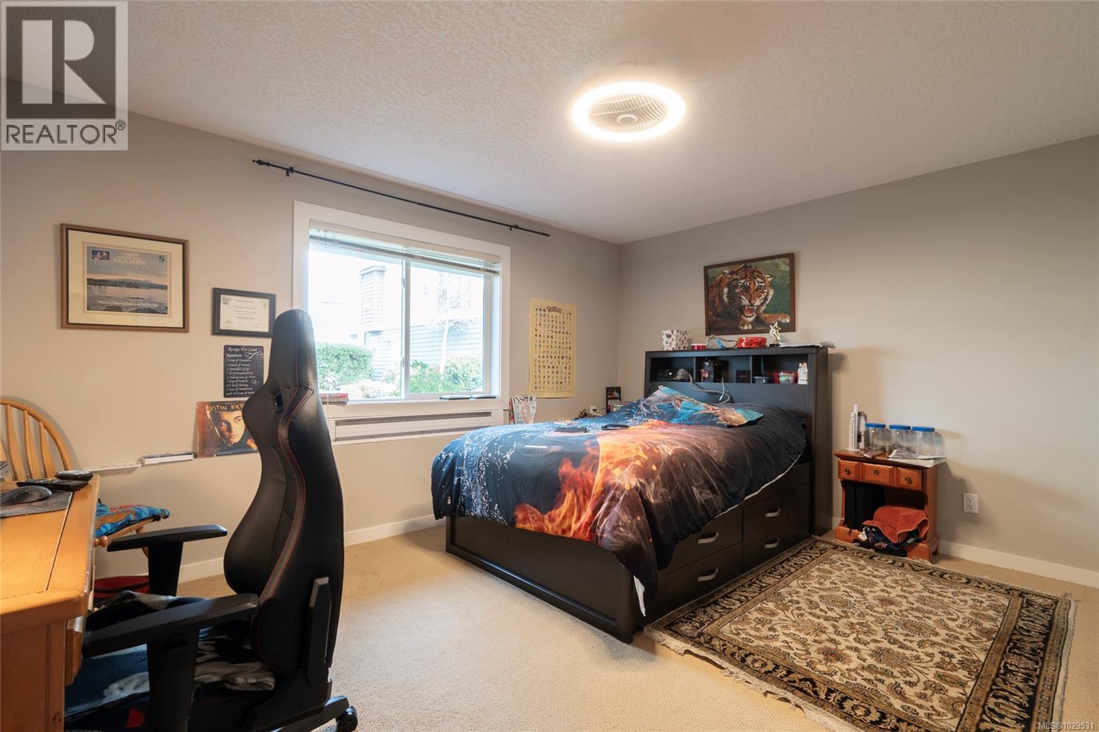 Single Family House for Sale in  Heatherdale Lane Saanich 