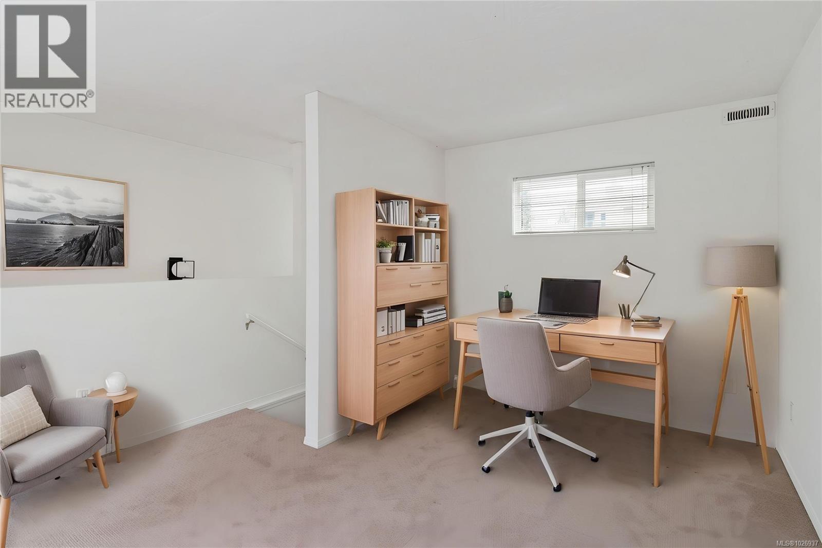 3 1030 Hulford Street, Saanich