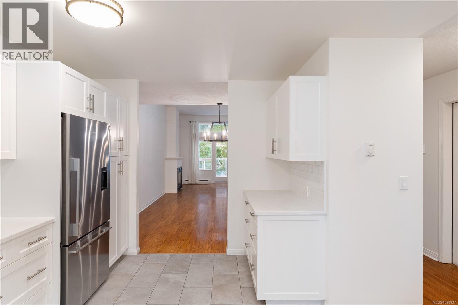 3 1030 Hulford Street, Saanich