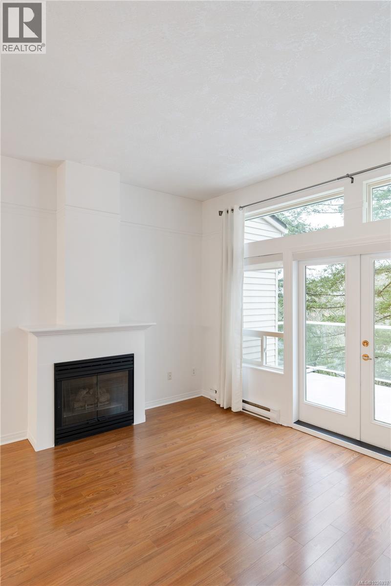 3 1030 Hulford Street, Saanich