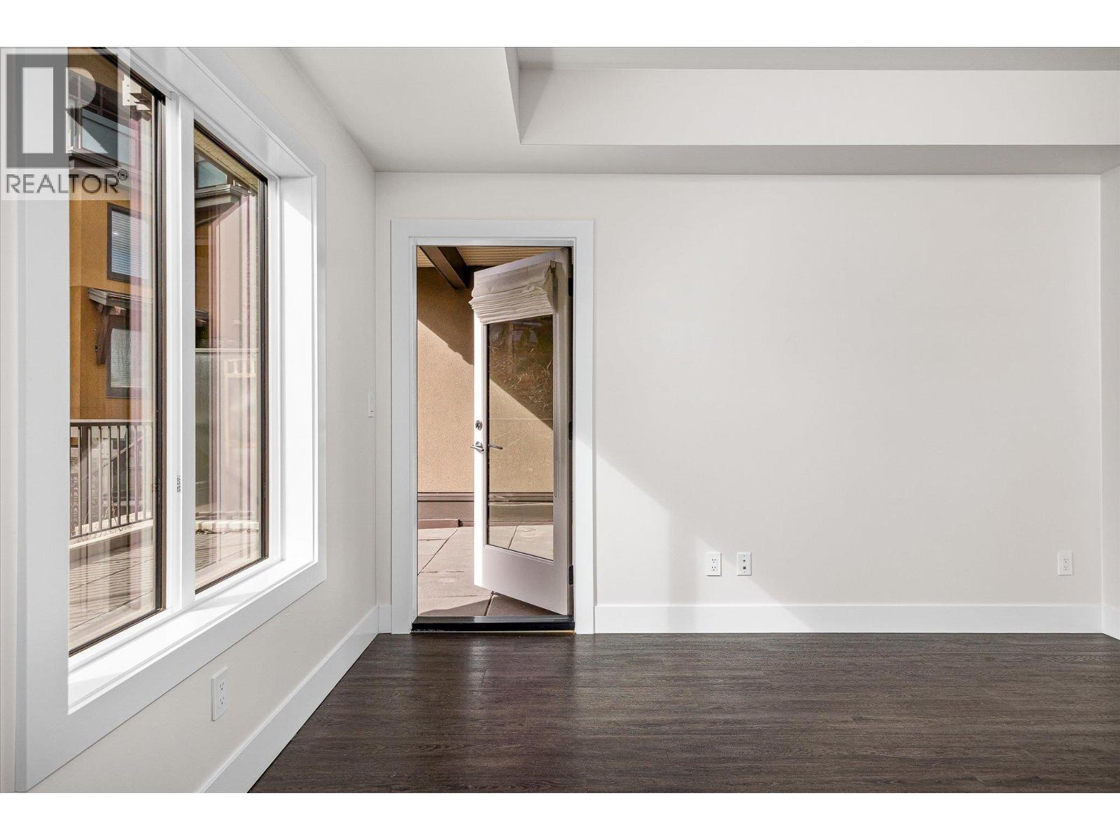 4380 Lakeshore Road Unit# 105, Kelowna