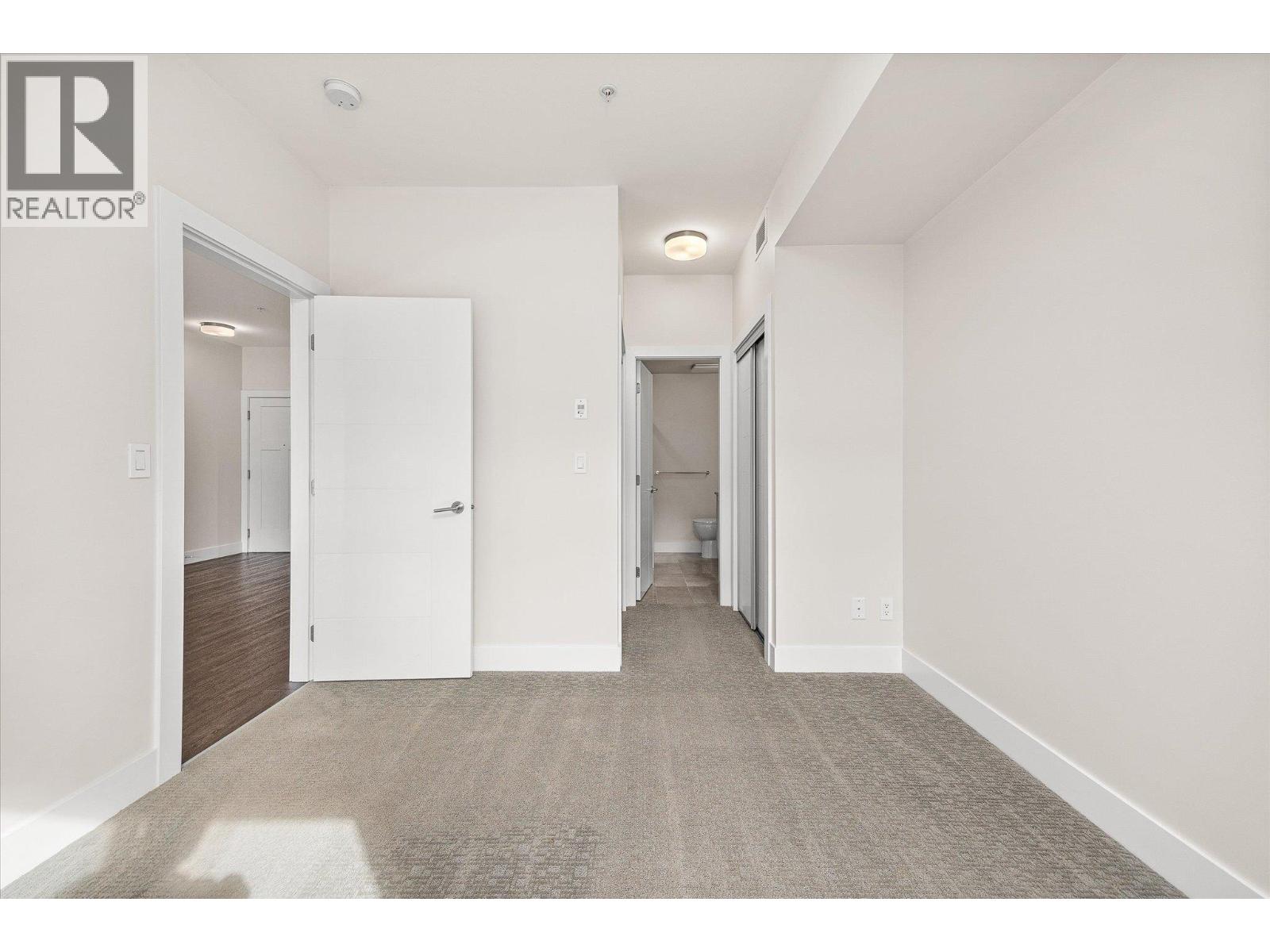 4380 Lakeshore Road Unit# 105, Kelowna