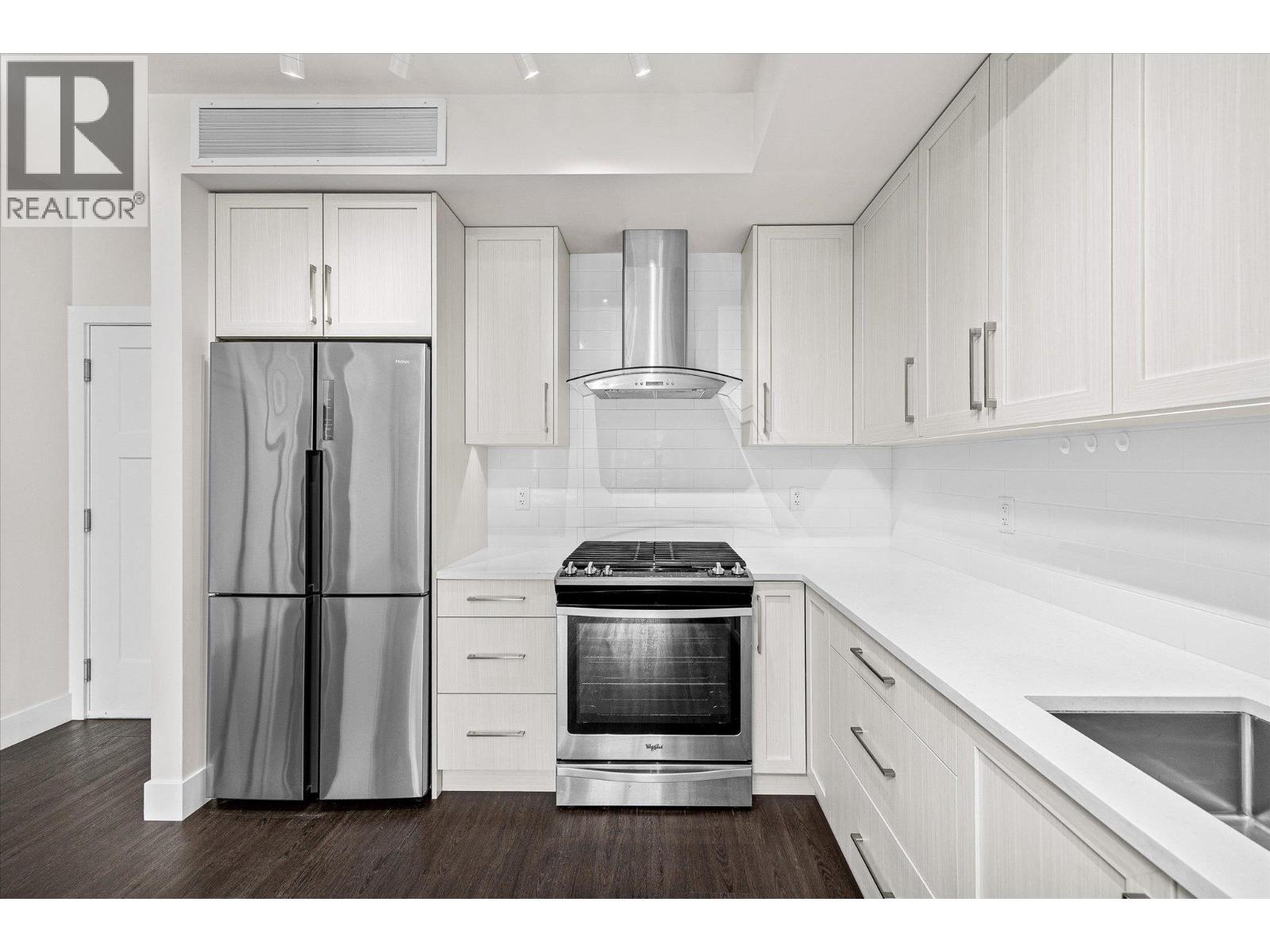 4380 Lakeshore Road Unit# 105, Kelowna