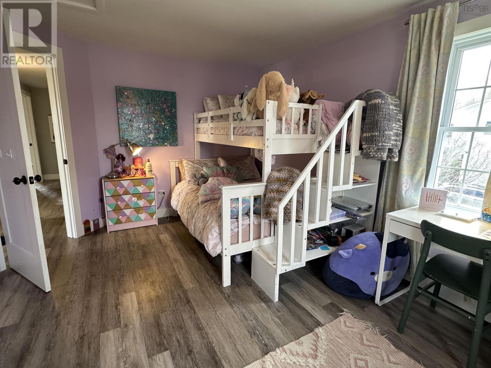 Property 3 of 32 of 55 WATERLOO Street