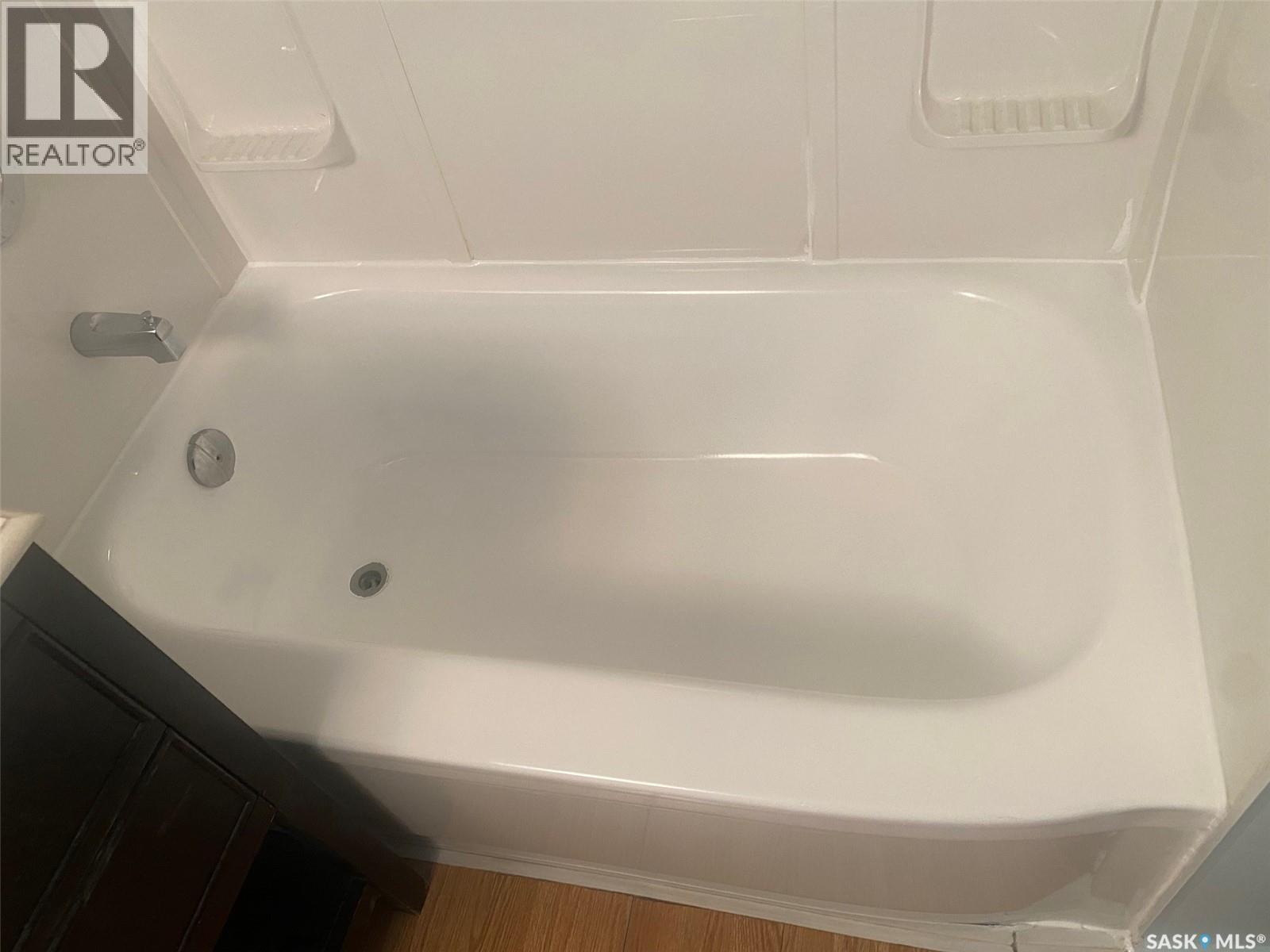 1127 J AVENUE S - 11