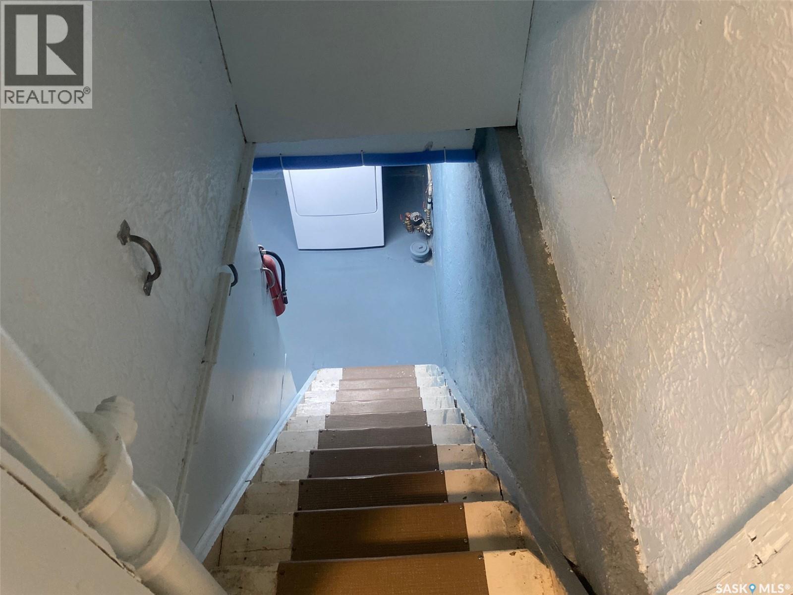 1127 J AVENUE S - 12