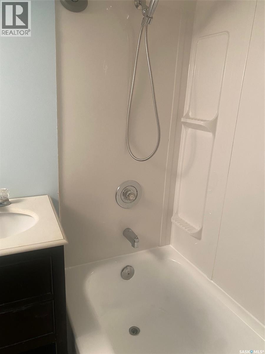 1127 J AVENUE S - 27