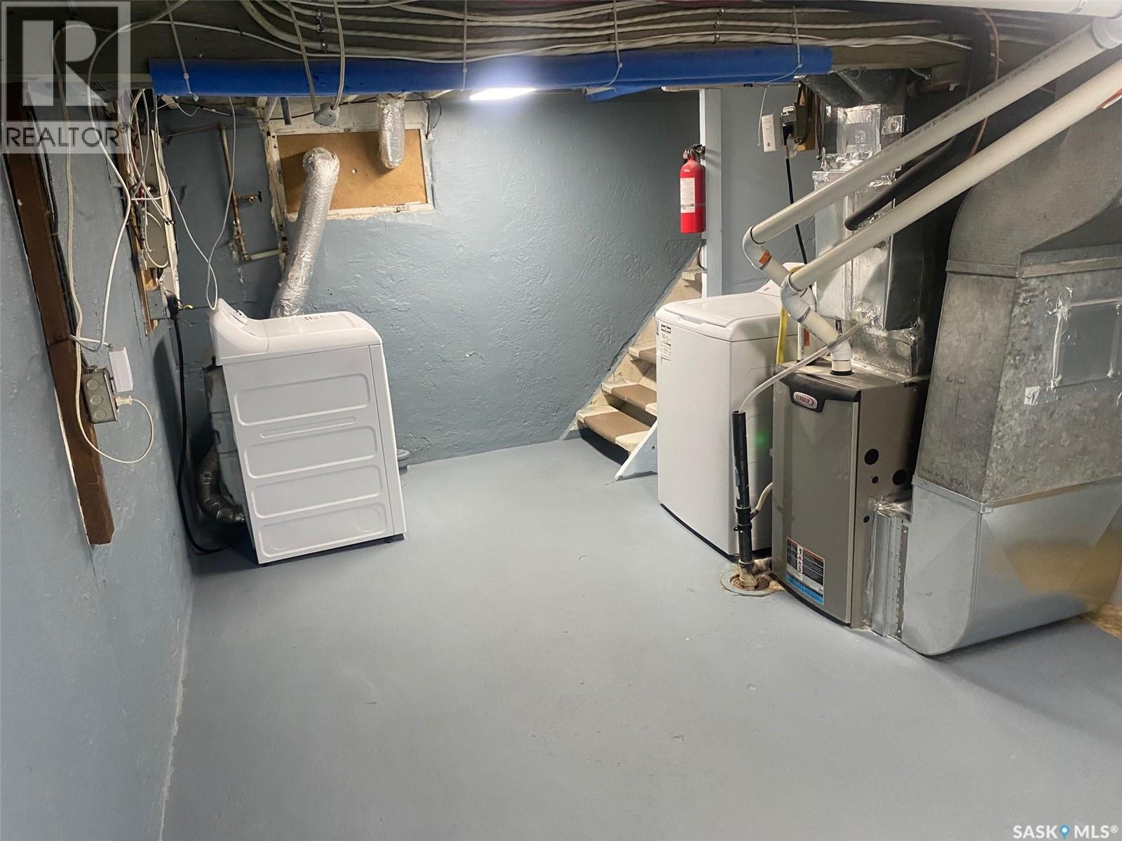 1127 J AVENUE S - 16