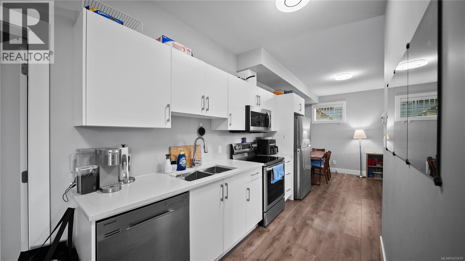  1051 Golden Spire Crescent, Langford