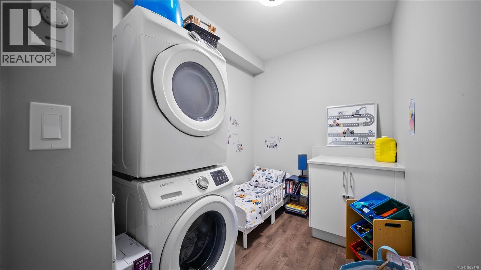  1051 Golden Spire Crescent, Langford