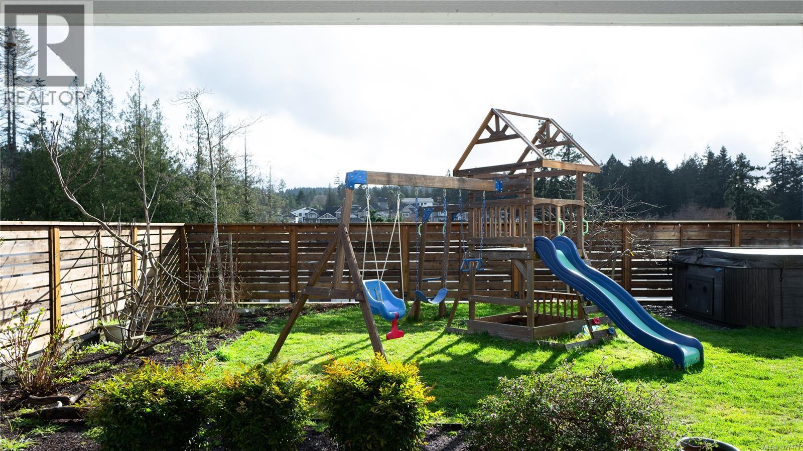  1051 Golden Spire Crescent, Langford