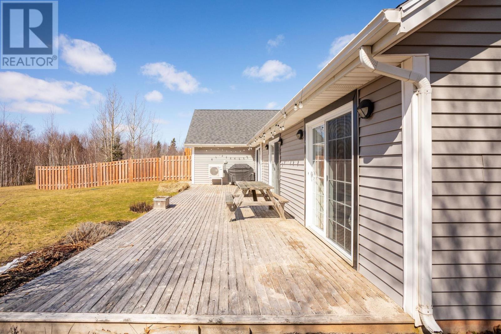 36 CAMDEN COURT - 31