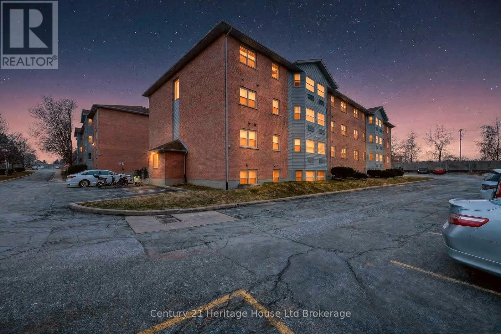 35 - 64 HIAWATHA ROAD