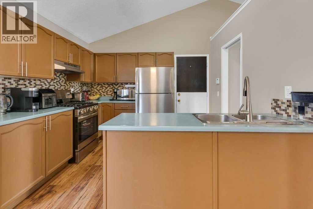 Single Family House 4 Level for Sale in  Mt Mckenzie Drive SE McKenzie Lake Calgary 