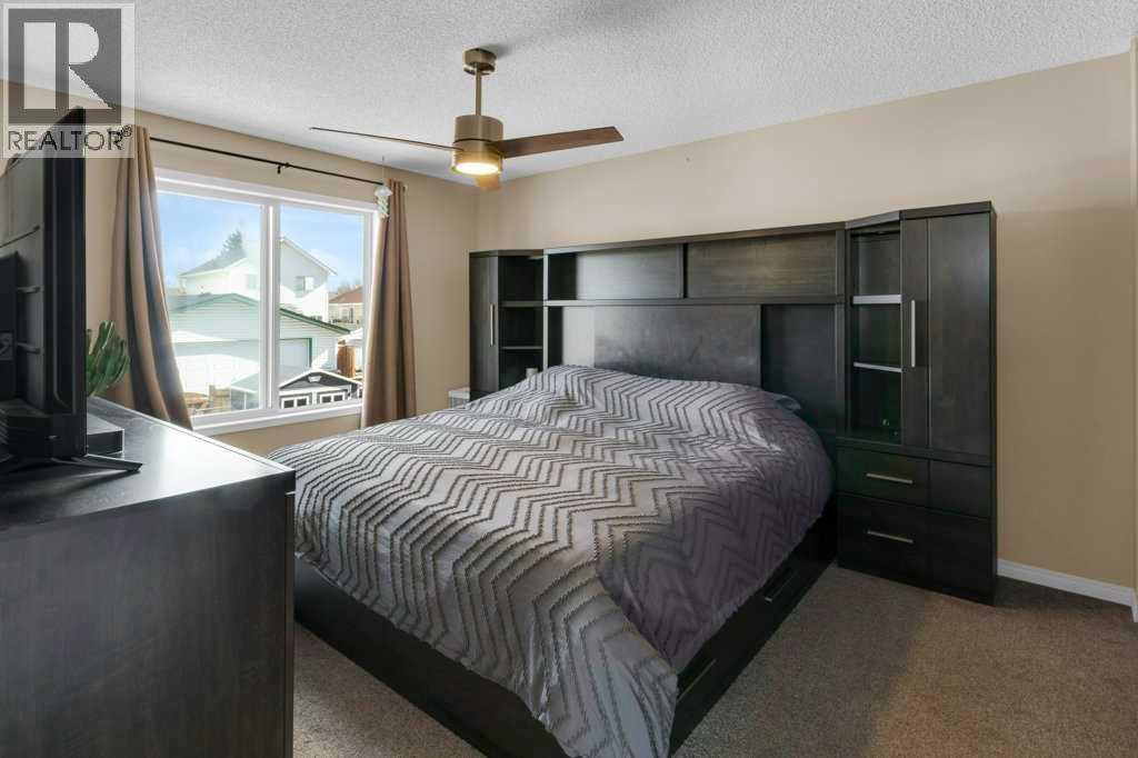 Single Family House 4 Level for Sale in  Mt Mckenzie Drive SE McKenzie Lake Calgary 