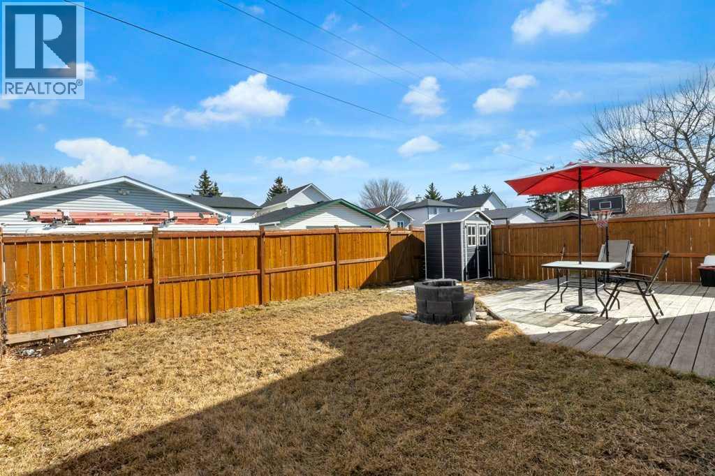 Single Family House 4 Level for Sale in  Mt Mckenzie Drive SE McKenzie Lake Calgary 