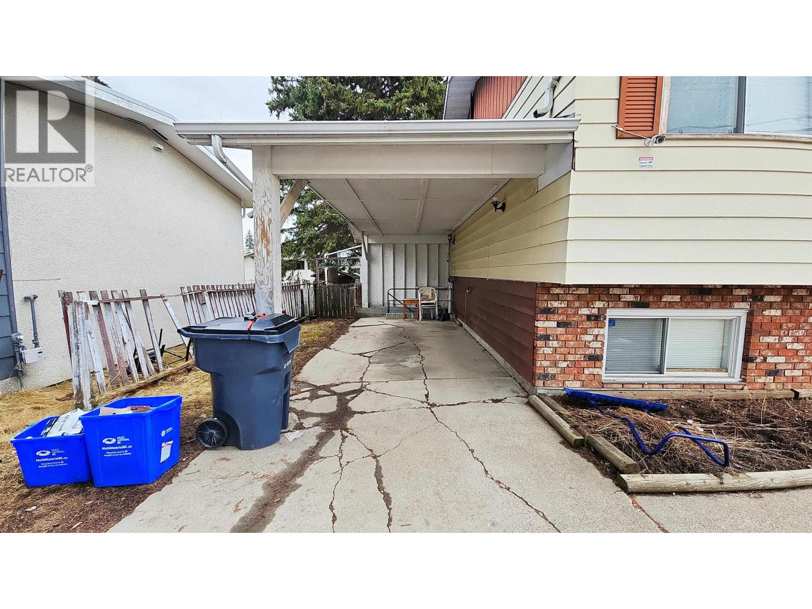 2764 UPLAND STREET - 32