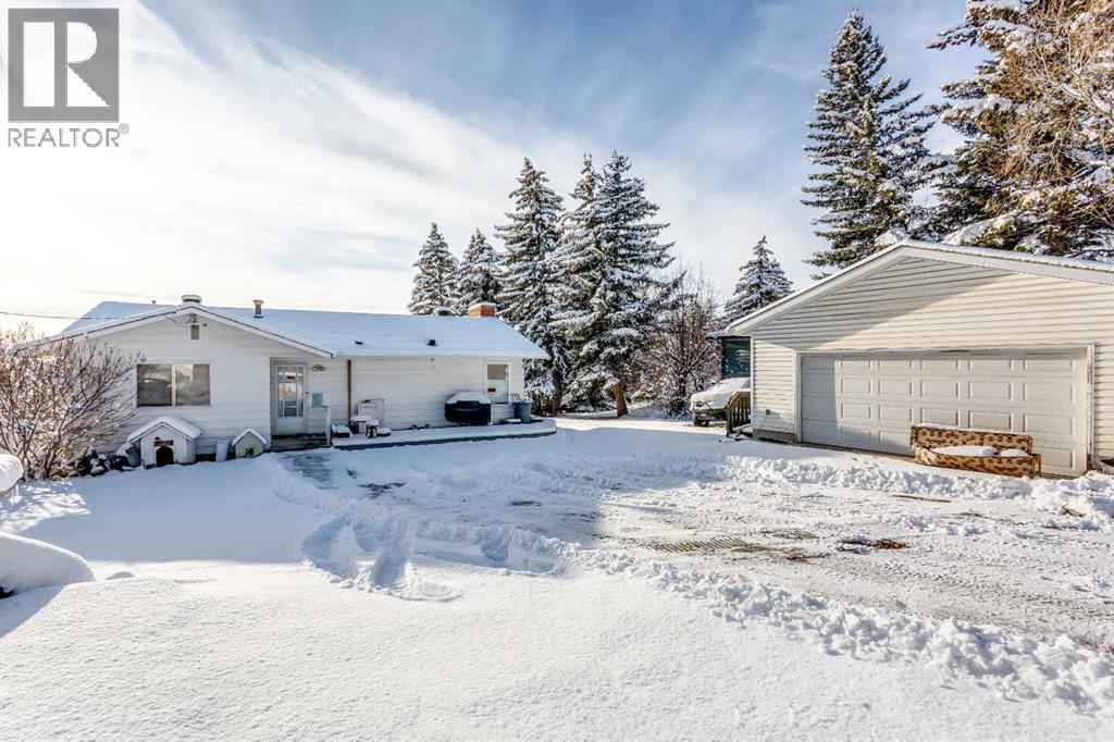 Single Family House Bungalow for Sale in  Baroc Road NW Dalhousie Calgary 