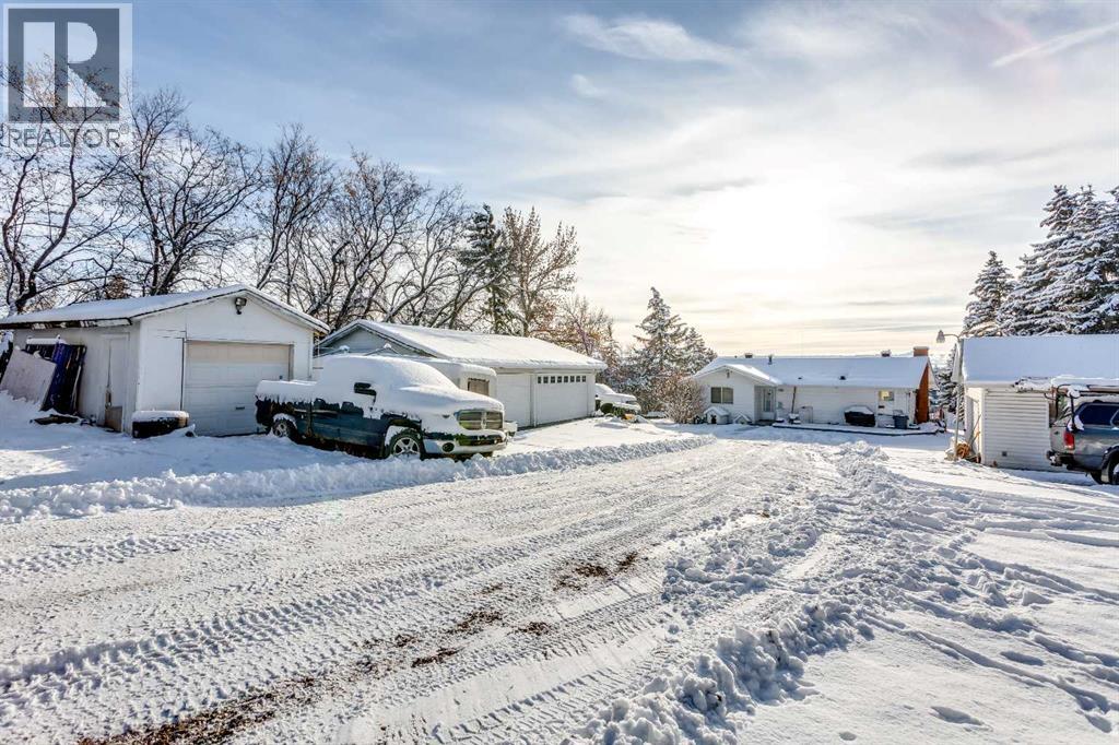 Single Family House Bungalow for Sale in  Baroc Road NW Dalhousie Calgary 