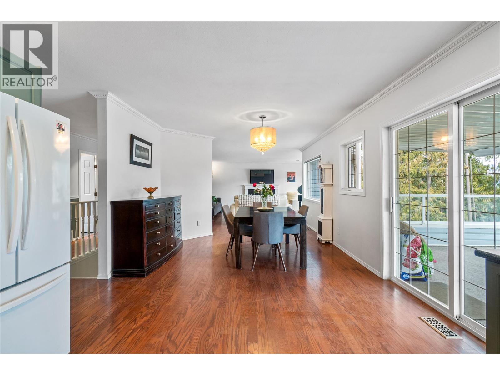 2373 FOREST DRIVE - 27