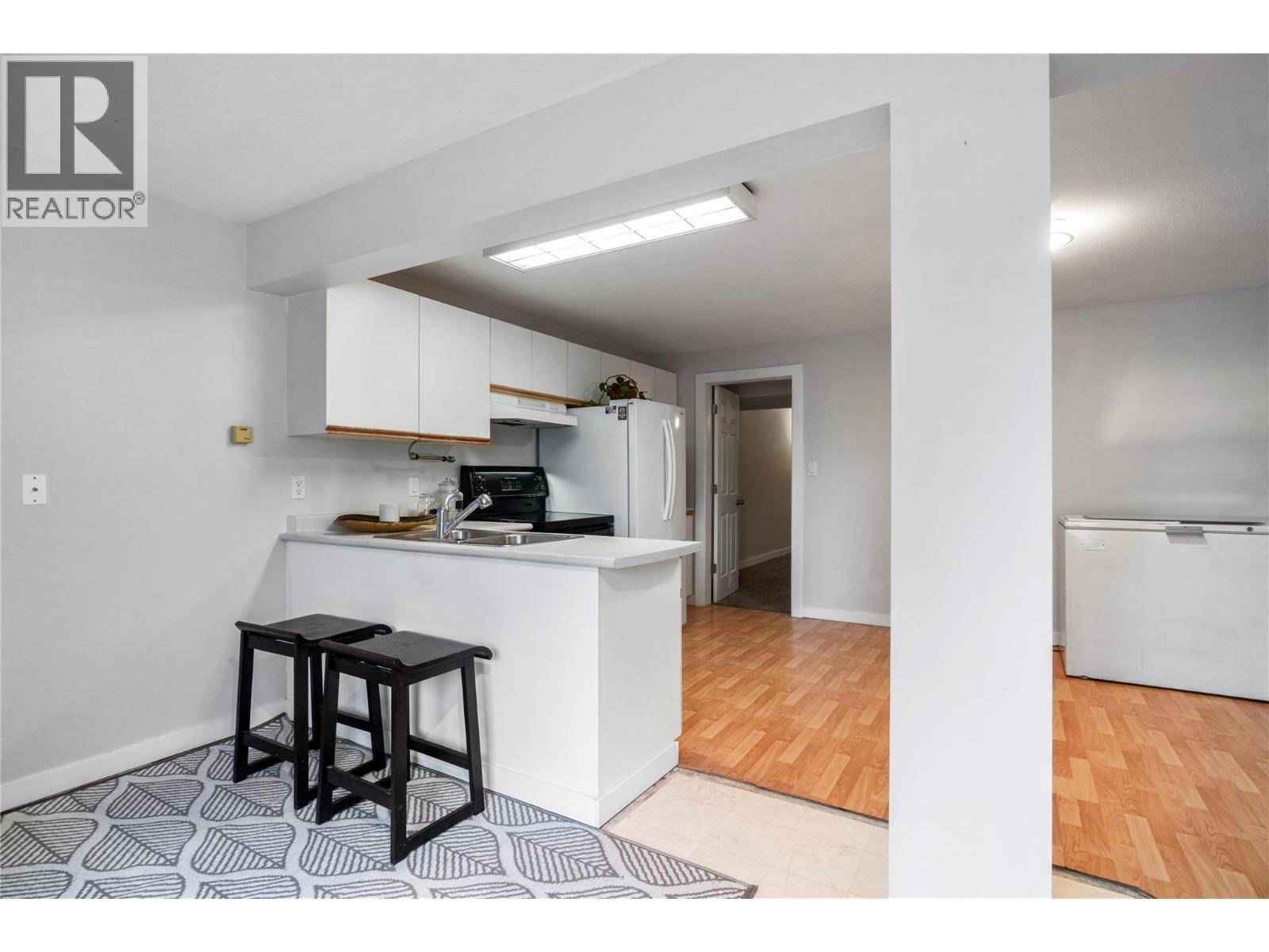 2373 FOREST DRIVE - 42