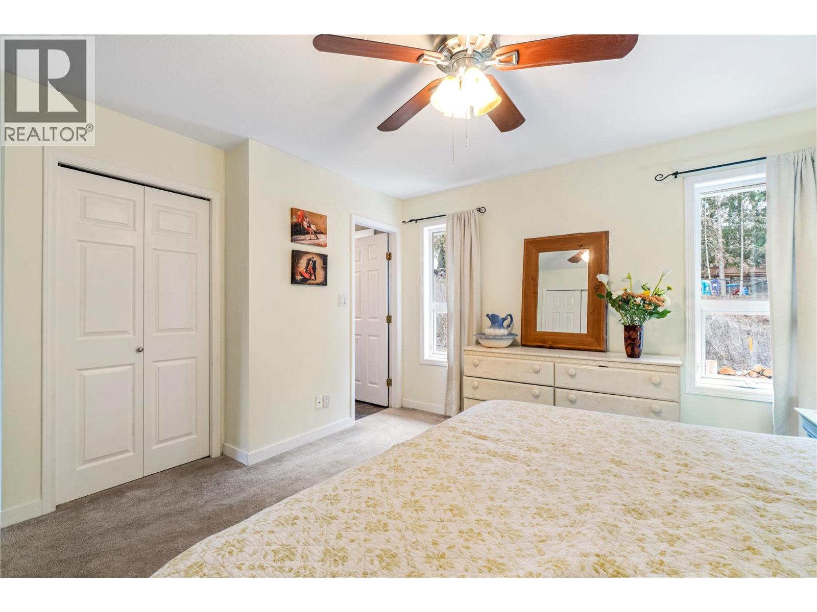 2373 FOREST DRIVE - 32