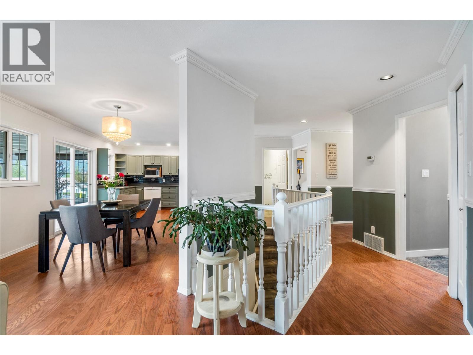 2373 FOREST DRIVE - 20