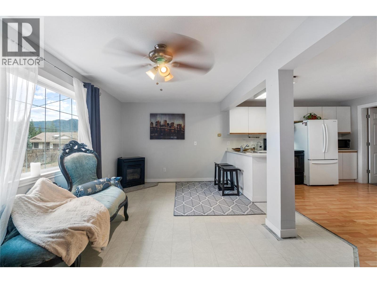 2373 FOREST DRIVE - 40