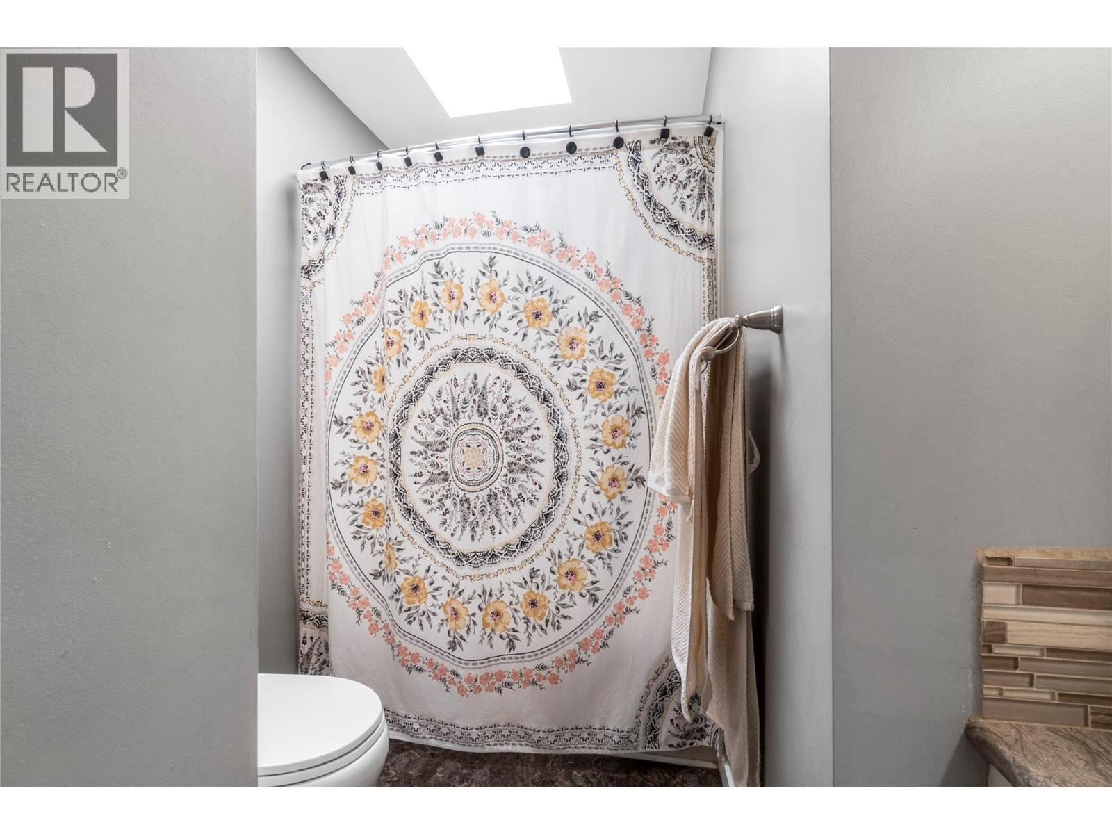 2373 FOREST DRIVE - 60