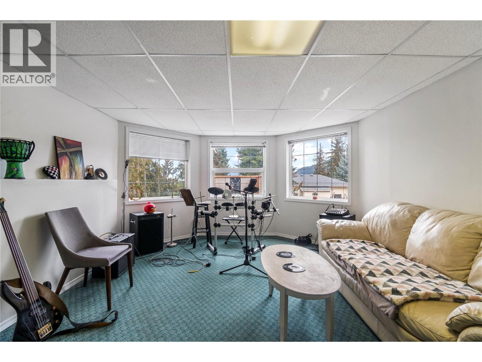 2373 FOREST DRIVE - 53