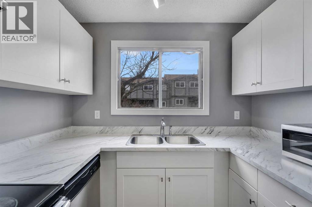 Single Family House for Sale in   Coach Hill Road SW Coach Hill Calgary 